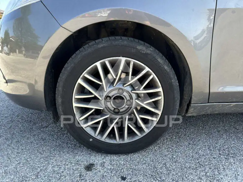 2012 Lancia YPSILON