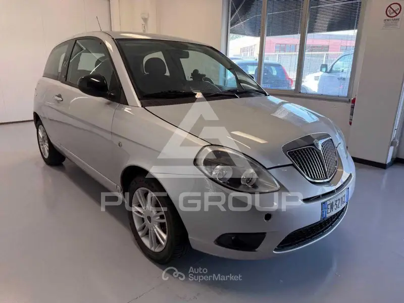 2012 Lancia YPSILON
