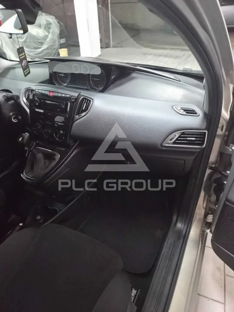 2012 Lancia YPSILON