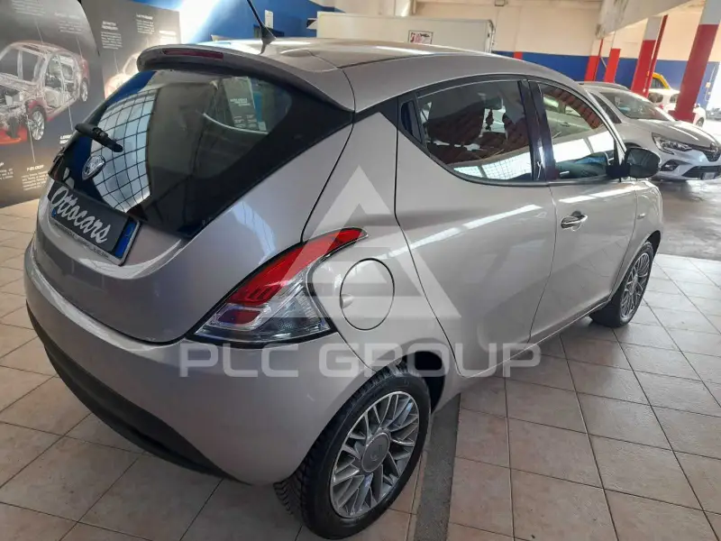 2012 Lancia YPSILON