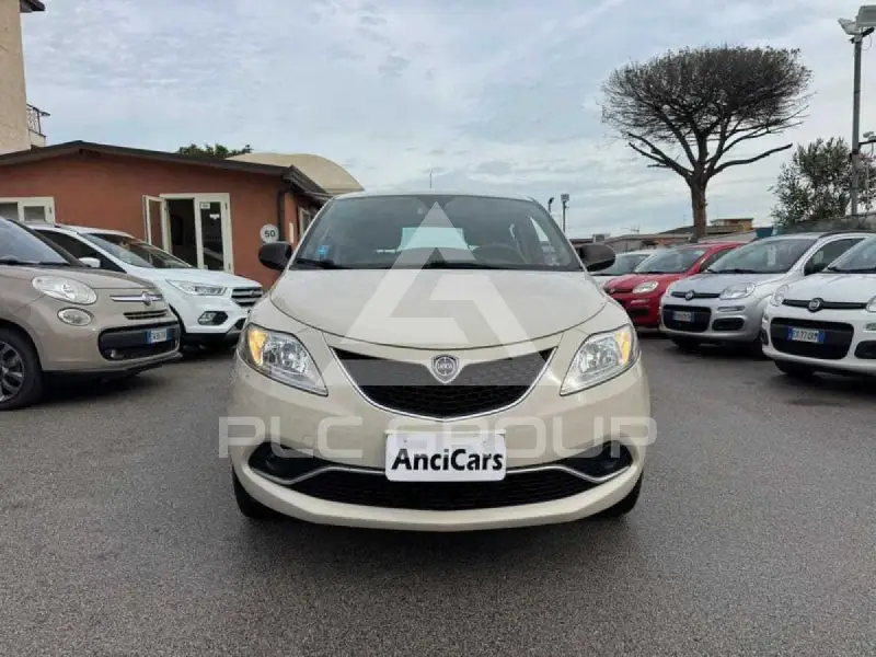 2012 Lancia YPSILON