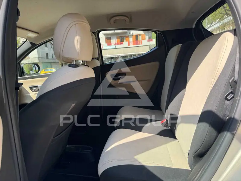 2012 Lancia YPSILON