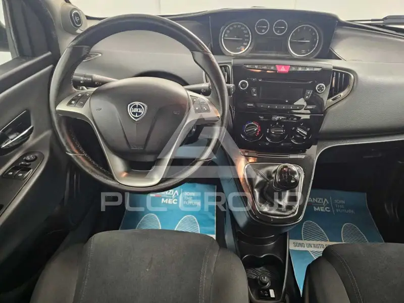 2012 Lancia YPSILON