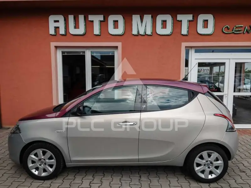 2012 Lancia YPSILON