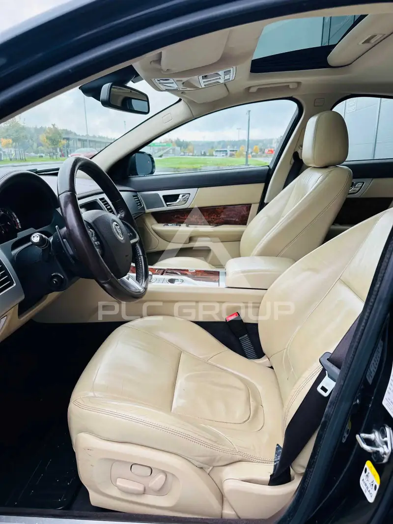 2012 Jaguar XF
