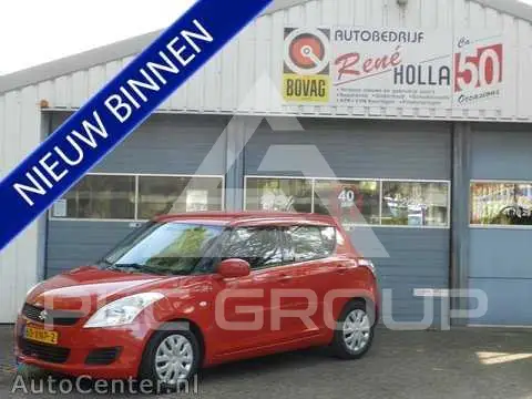 2012 Suzuki SWIFT