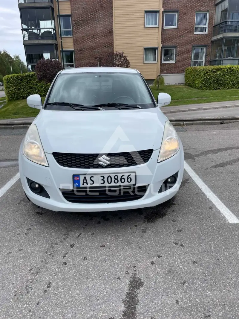 2012 Suzuki SWIFT