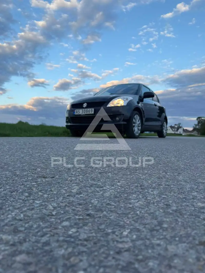 2012 Suzuki SWIFT