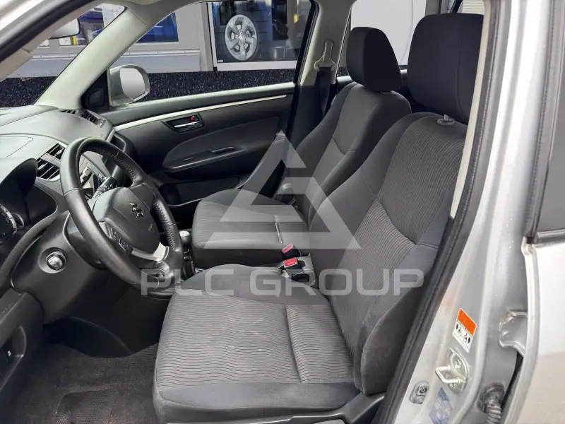 2012 Suzuki SWIFT