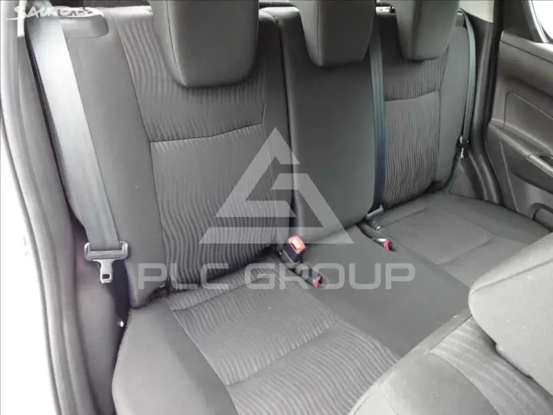 2012 Suzuki SWIFT