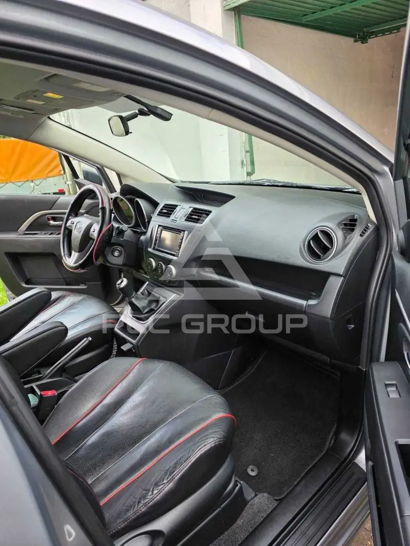 2012 Mazda 5