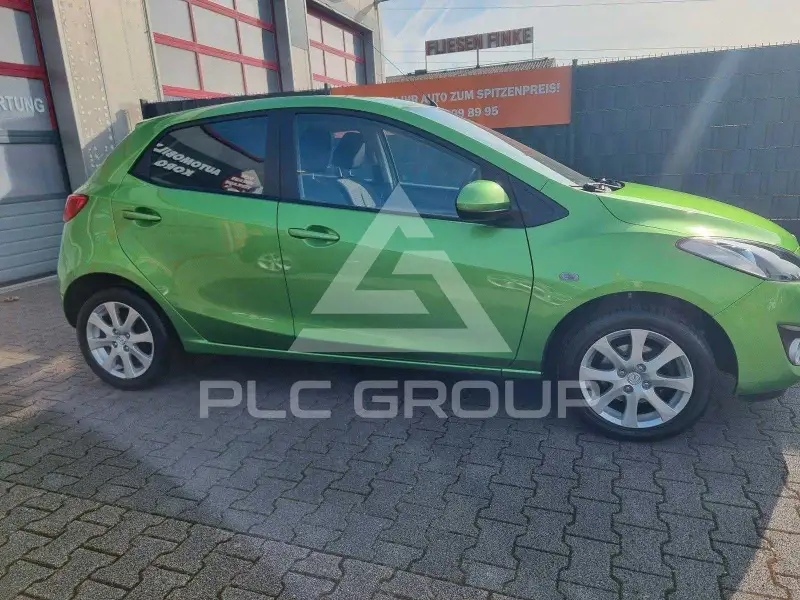 2012 Mazda 2