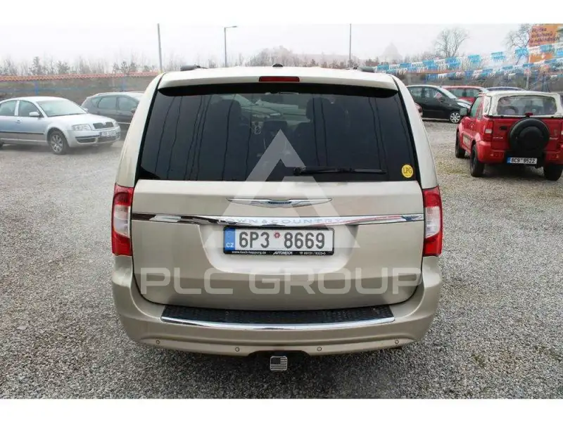 2012 Chrysler TOWN & COUNTRY