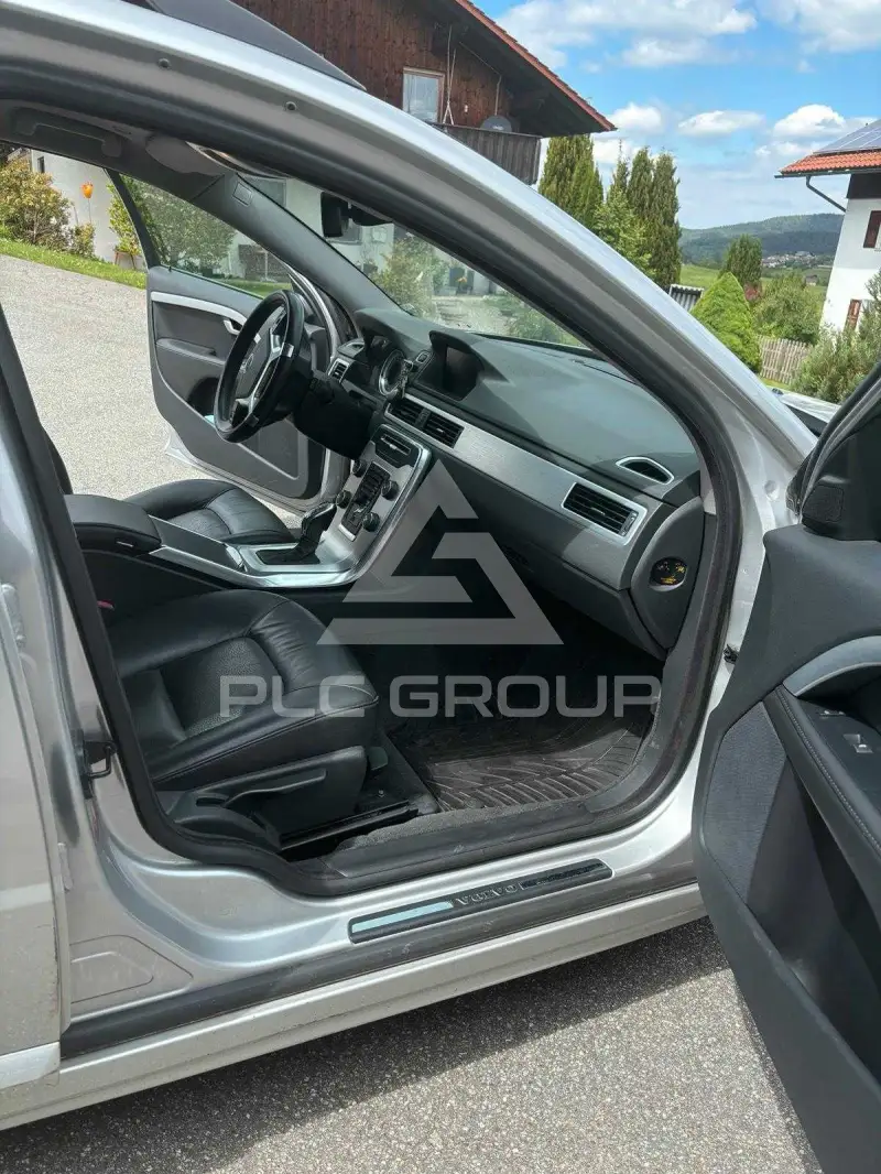 2012 Volvo V70