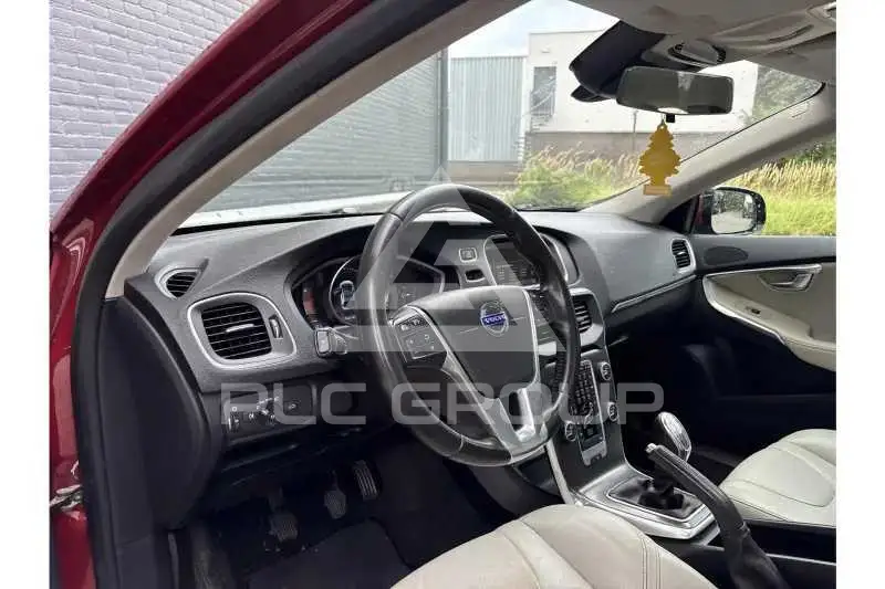 2012 Volvo V40