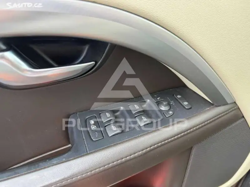 2012 Volvo XC70