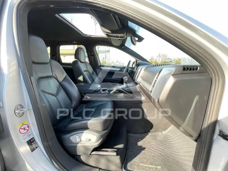 2012 Porsche Cayenne