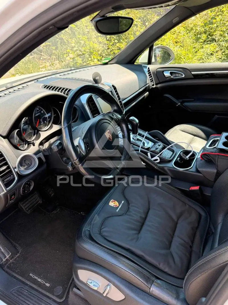 2012 Porsche Cayenne