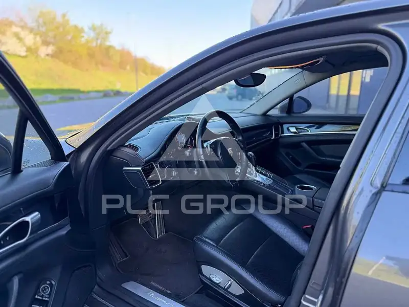 2012 Porsche Panamera