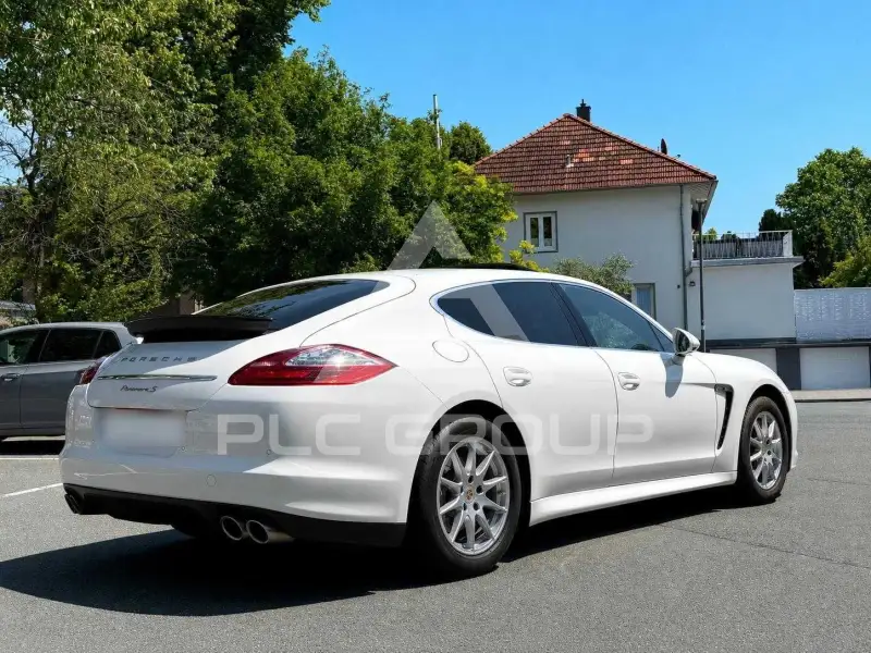 2012 Porsche Panamera