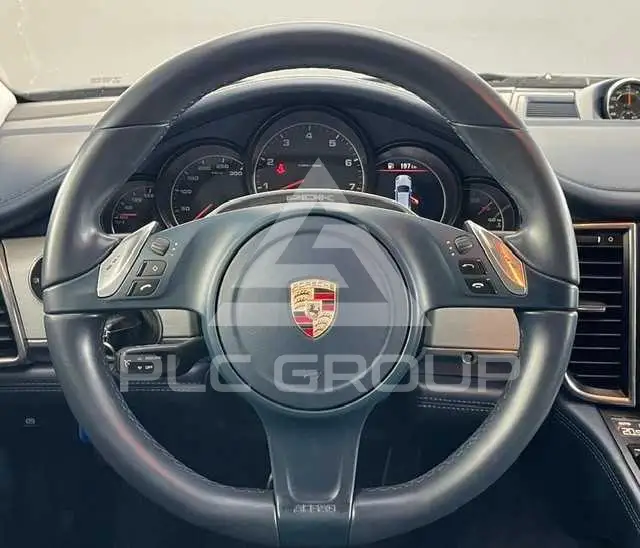 2012 Porsche Panamera
