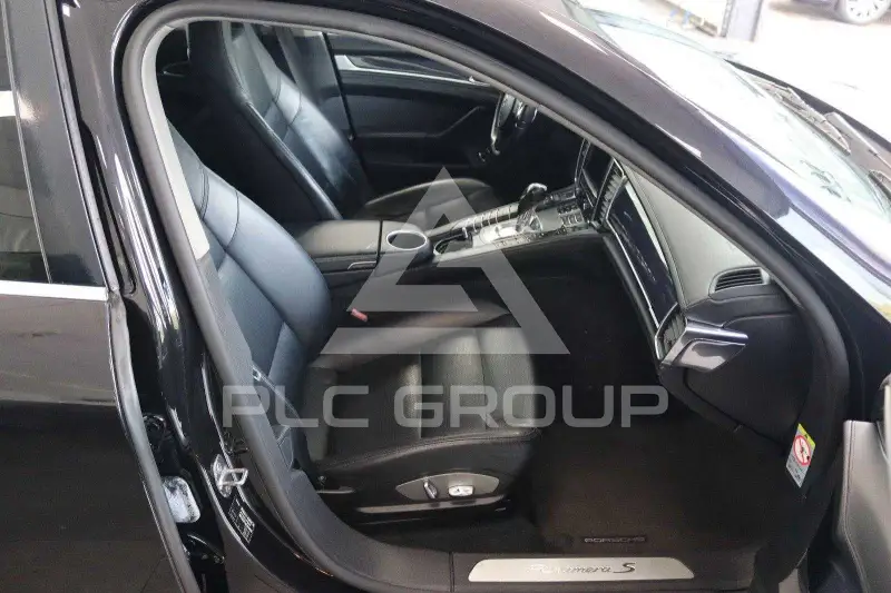2012 Porsche Panamera