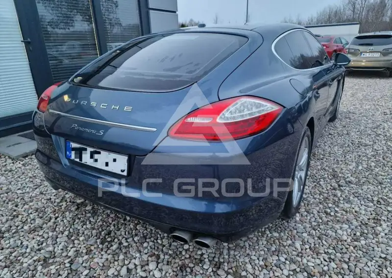 2012 Porsche Panamera