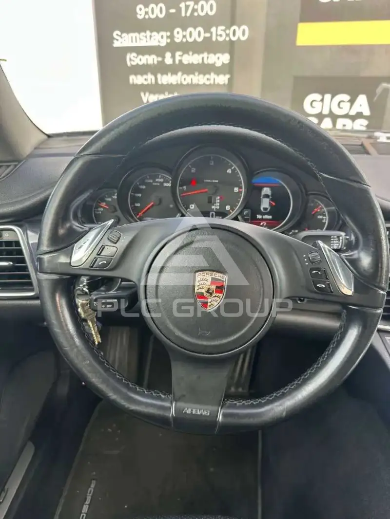 2012 Porsche Panamera