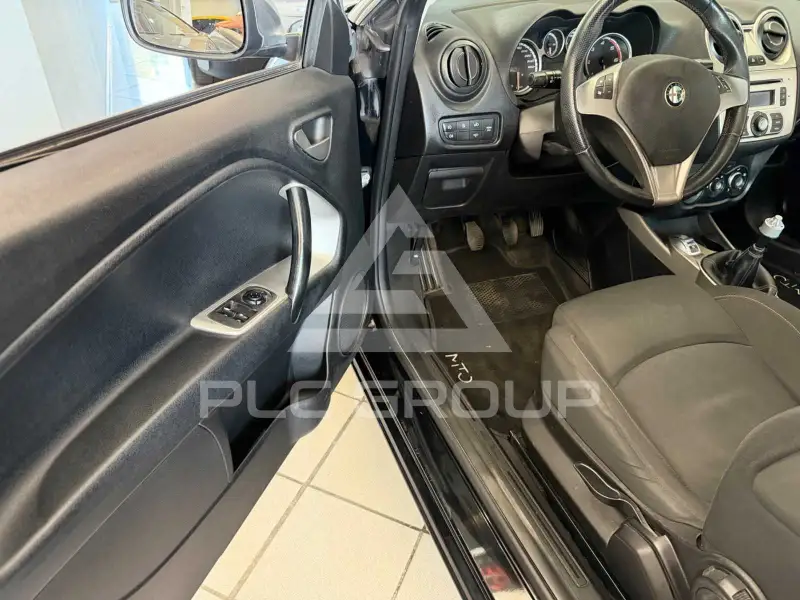 2012 Alfa Romeo Mito