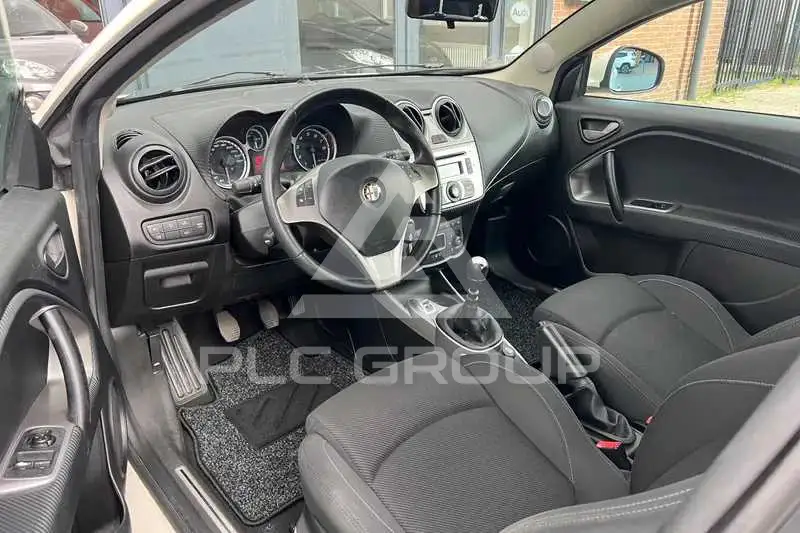 2012 Alfa Romeo Mito