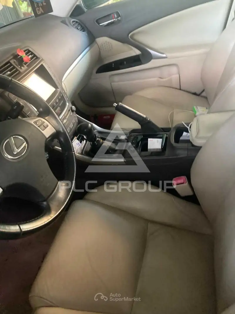 2012 Lexus IS