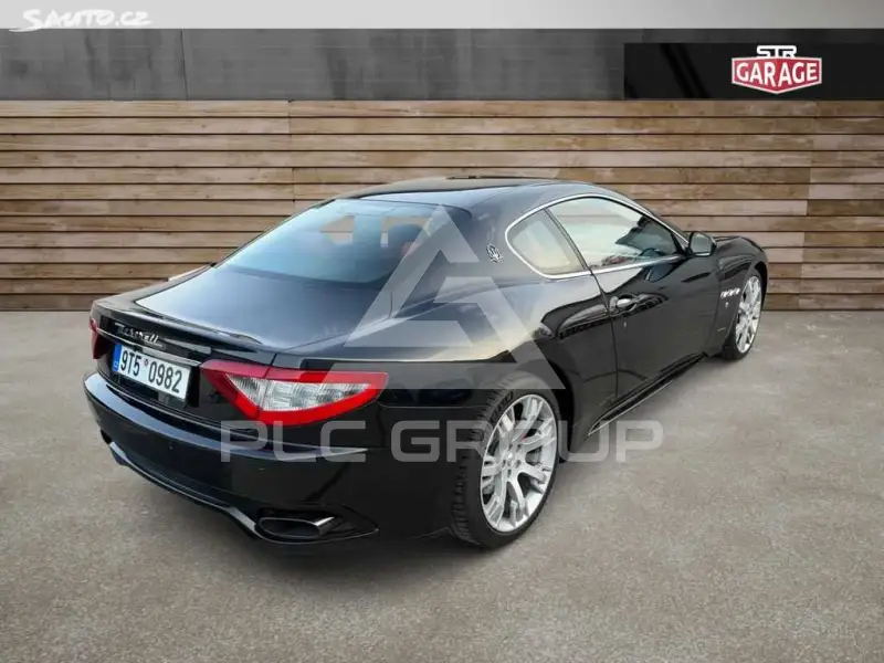 2012 Maserati GRANTURISMO