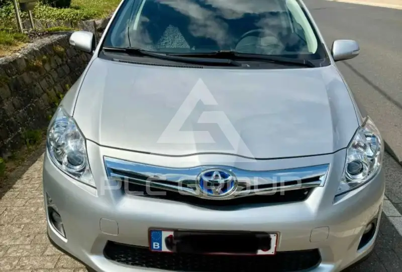 2012 Toyota AURIS