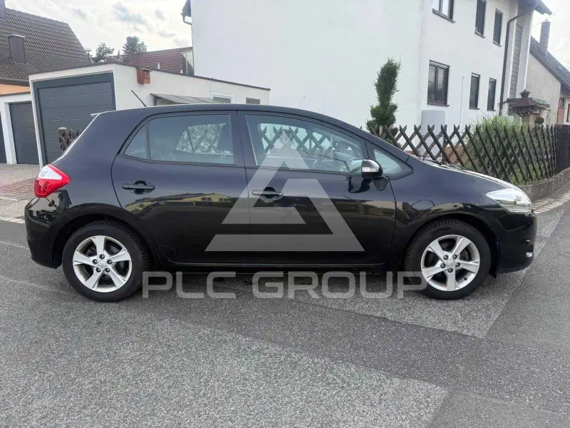 2012 Toyota AURIS