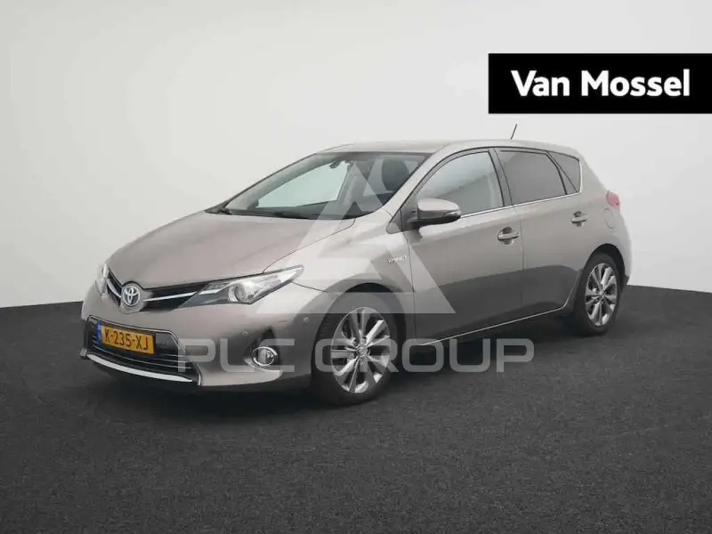 2012 Toyota AURIS
