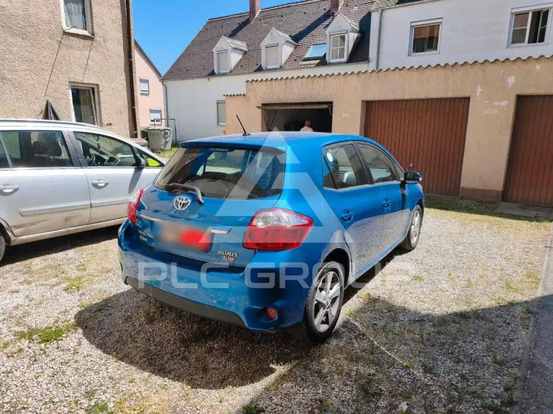 2012 Toyota AURIS