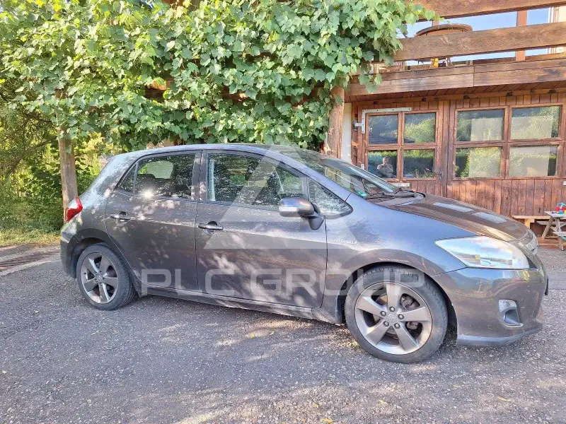 2012 Toyota AURIS
