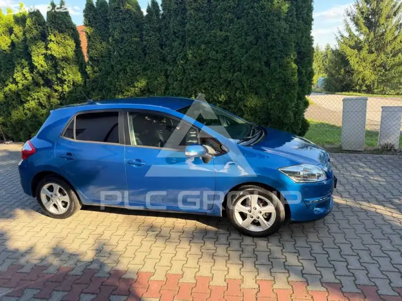 2012 Toyota AURIS