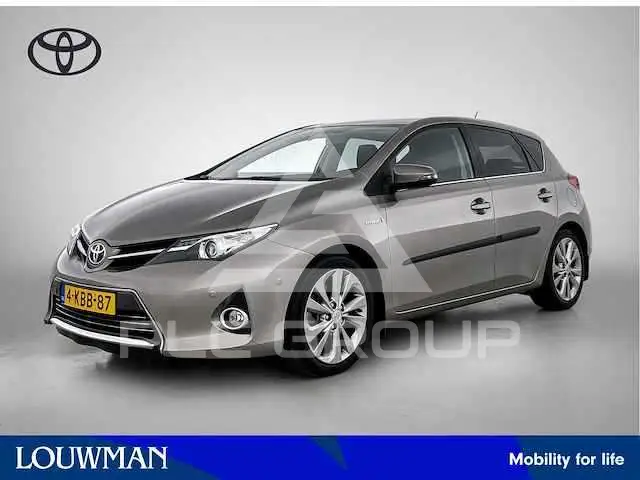 2012 Toyota AURIS