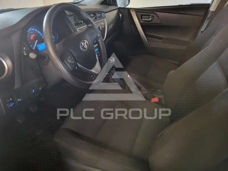 2012 Toyota AURIS