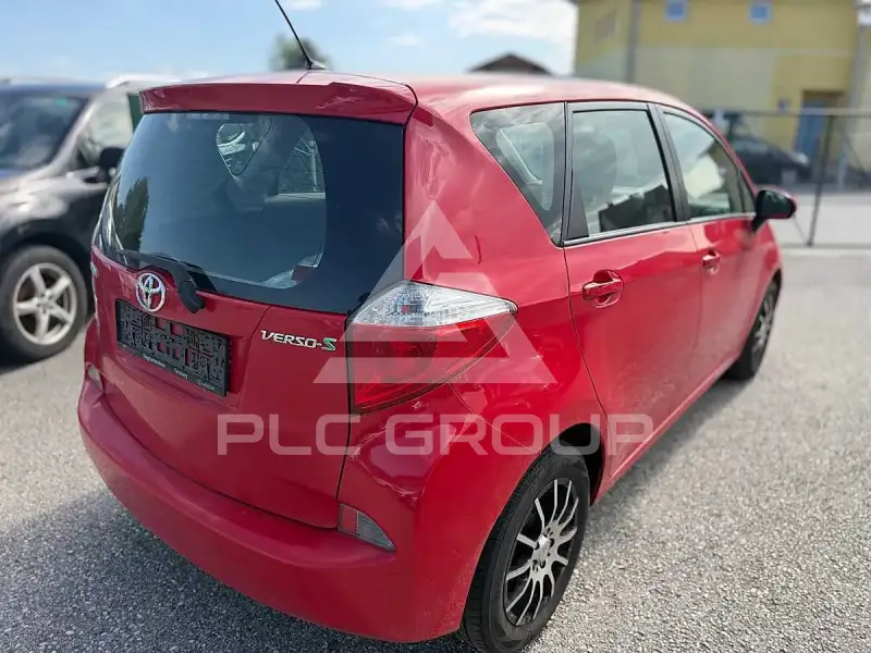 2012 Toyota VERSO