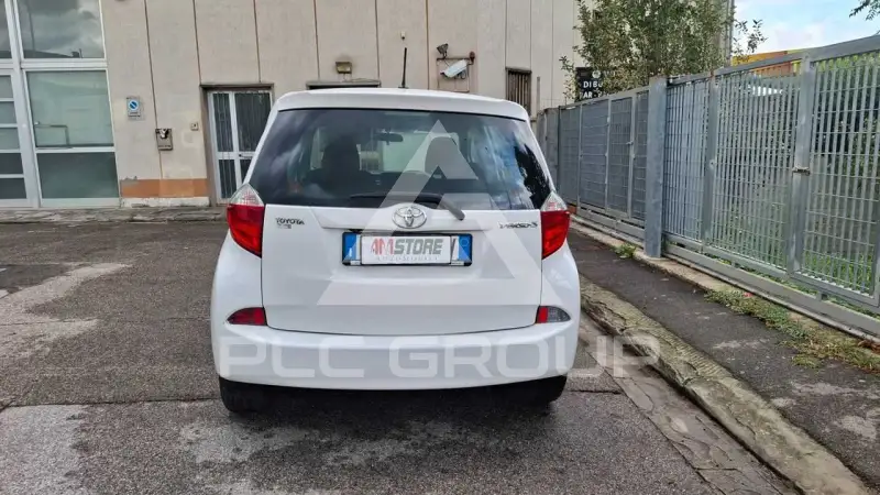 2012 Toyota VERSO
