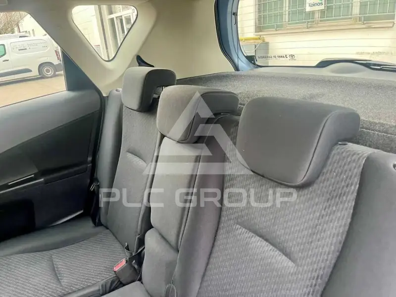 2012 Toyota VERSO