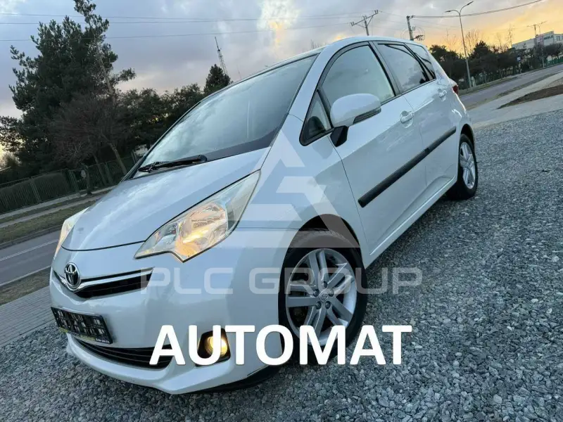 2012 Toyota VERSO