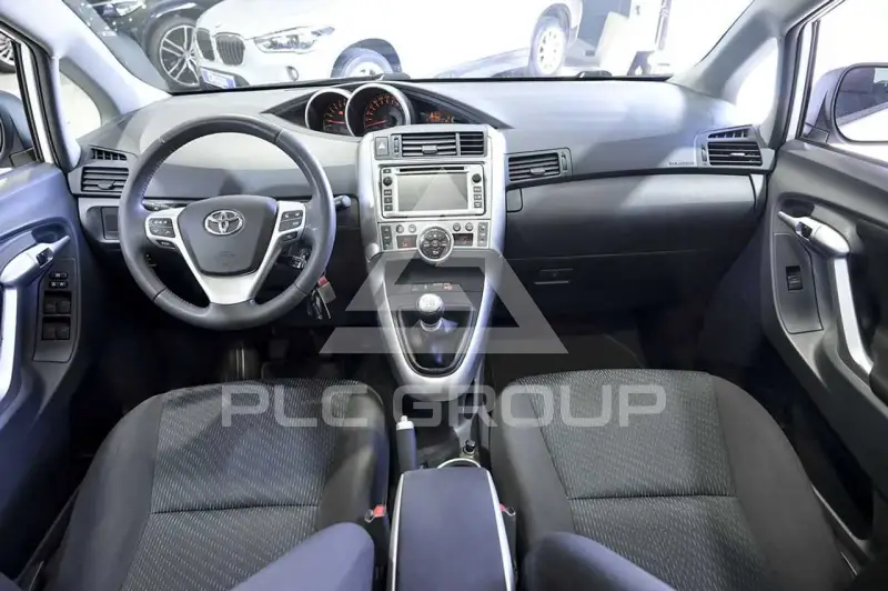 2012 Toyota VERSO