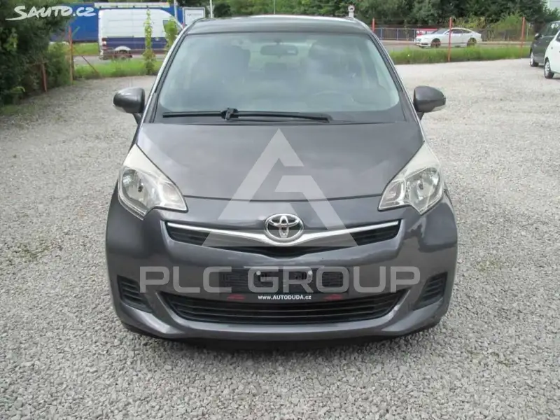 2012 Toyota VERSO