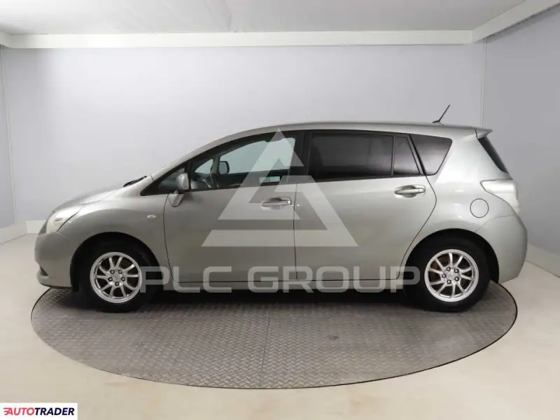 2012 Toyota VERSO