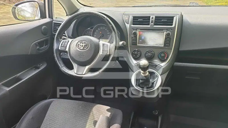 2012 Toyota VERSO