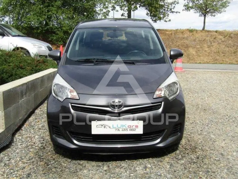 2012 Toyota VERSO