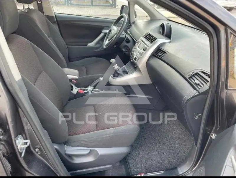 2012 Toyota VERSO